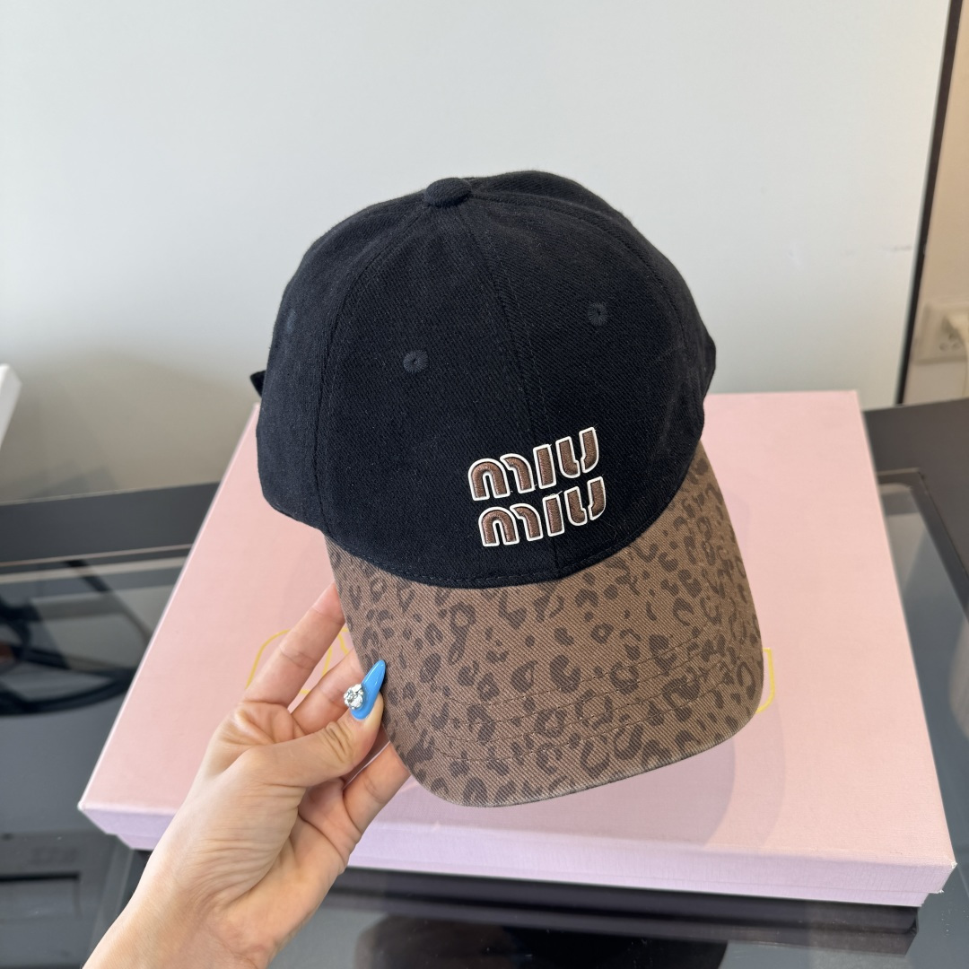 Miu Miu miumiu缪缪新款鸭舌帽，男女通用