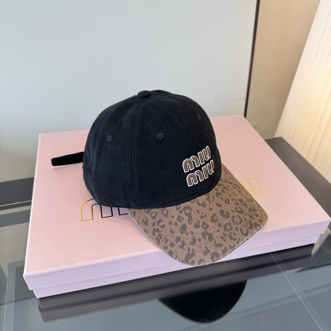 Miu Miu miumiu缪缪新款鸭舌帽，男女通用