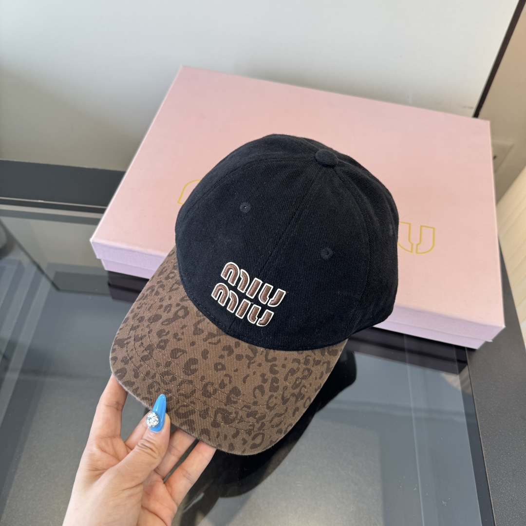 Miu Miu miumiu缪缪新款鸭舌帽，男女通用