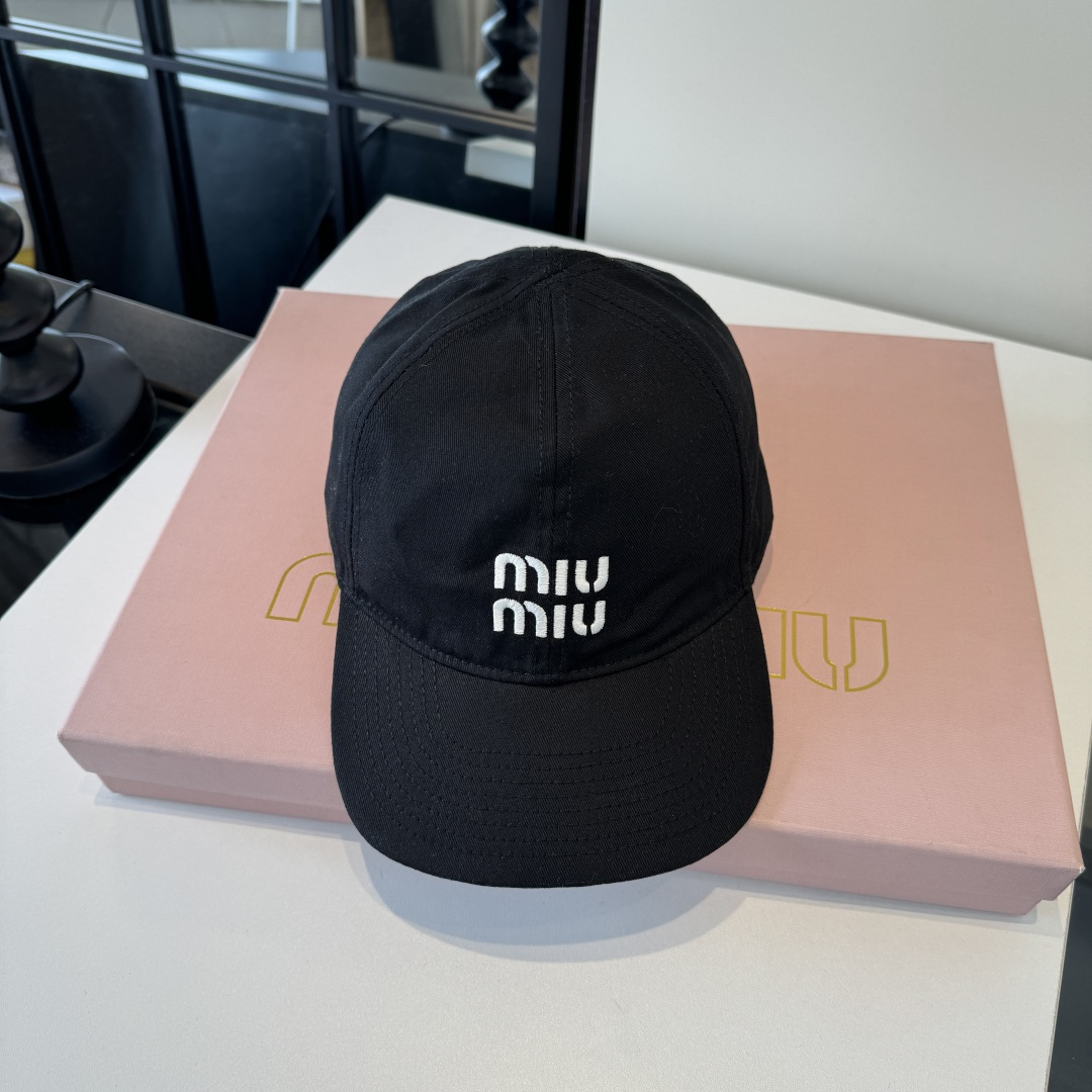 Miu Miu miumiu缪缪新款鸭舌帽，男女通用