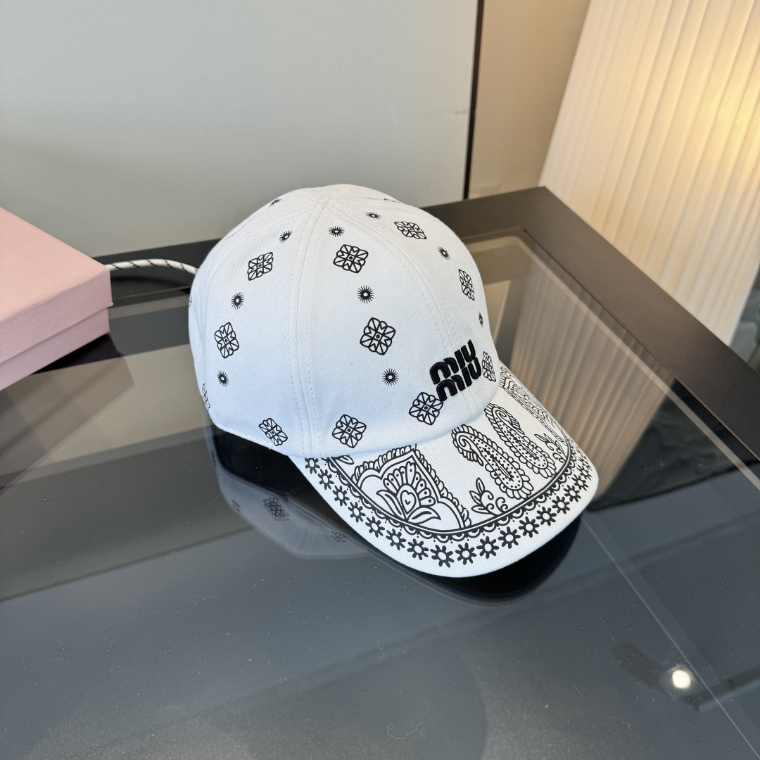 Miu Miu miumiu缪缪新款鸭舌帽，男女通用