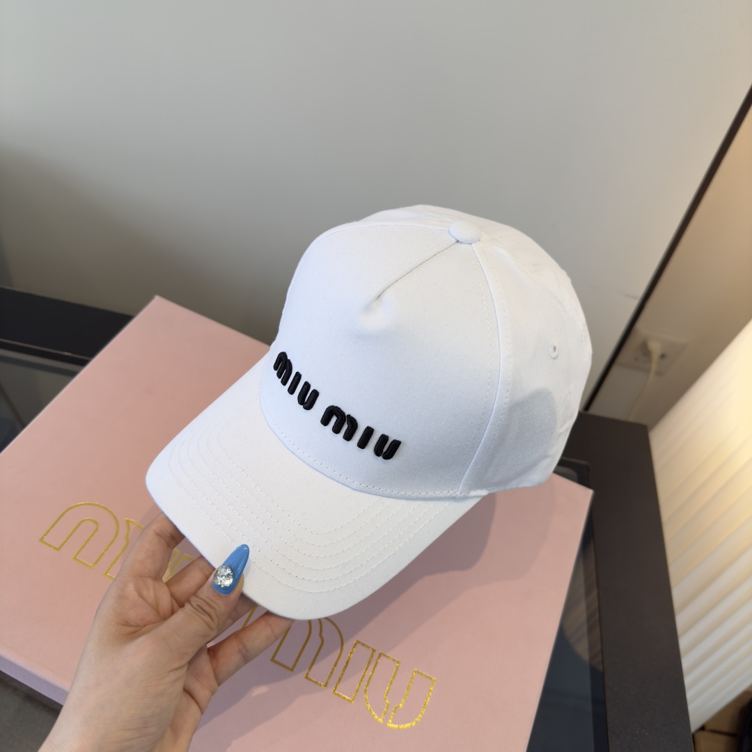 Miu Miu miumiu缪缪新款鸭舌帽，男女通用