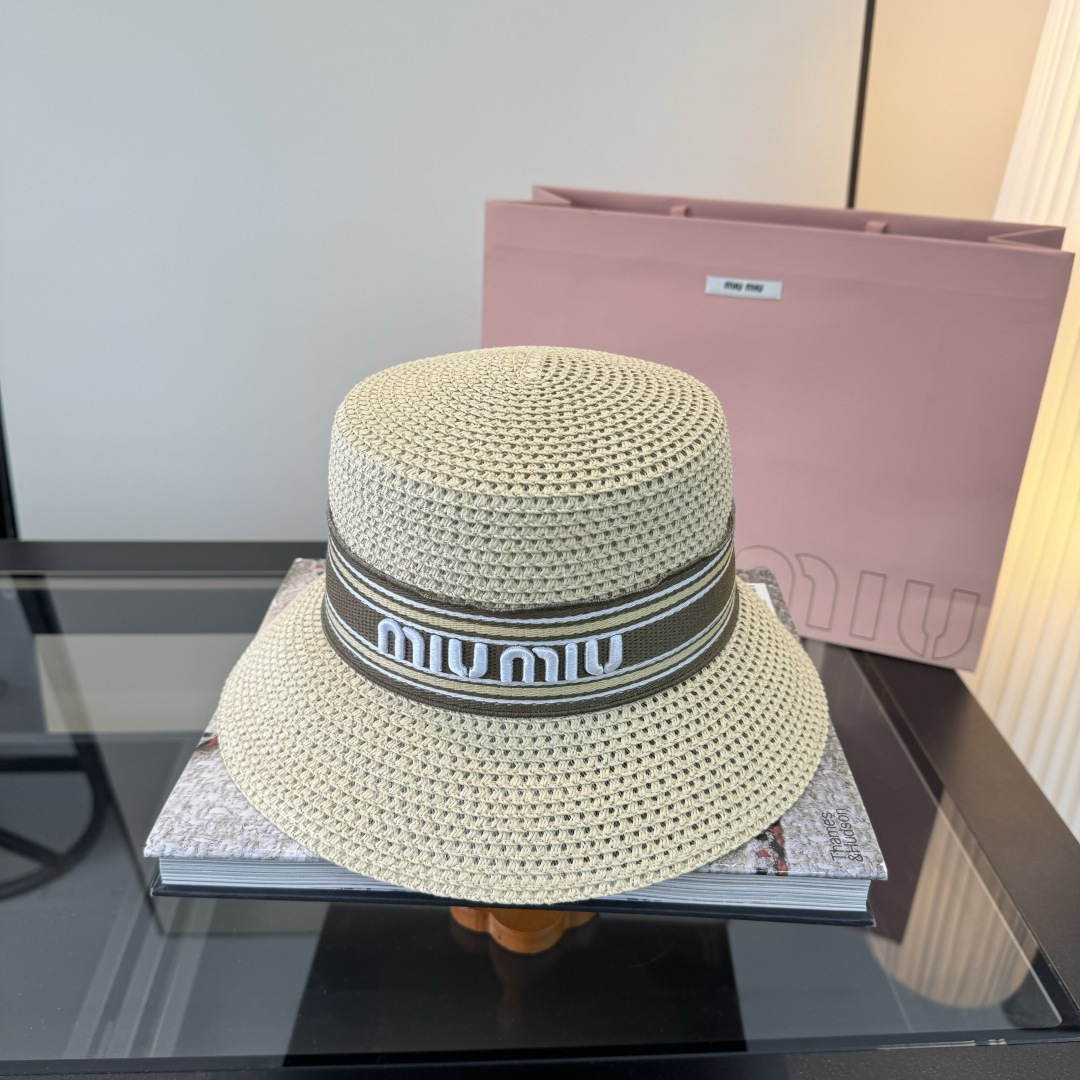 Pmiumiu缪缪新款盆帽，夏日爆款草帽，头围57cm