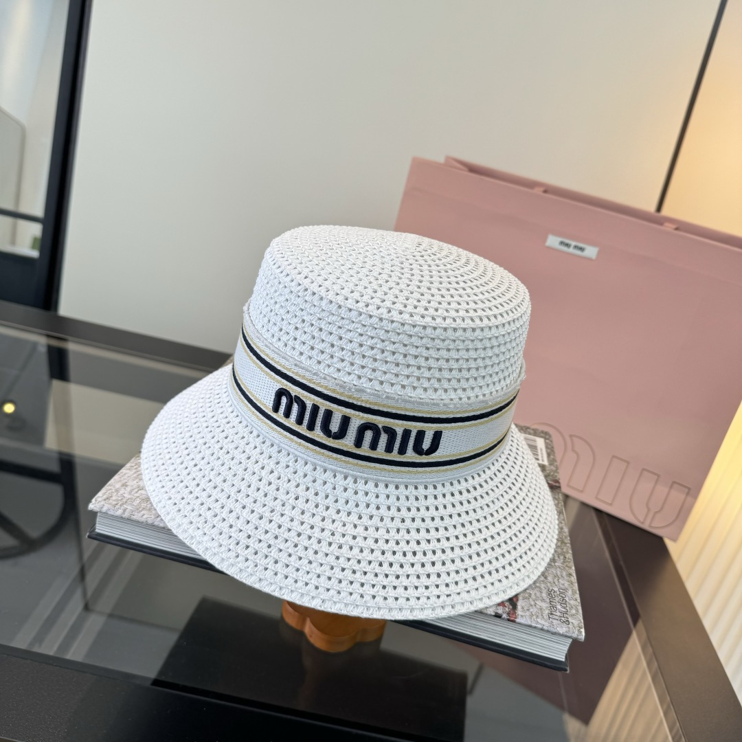 Pmiumiu缪缪新款盆帽，夏日爆款草帽，头围57cm