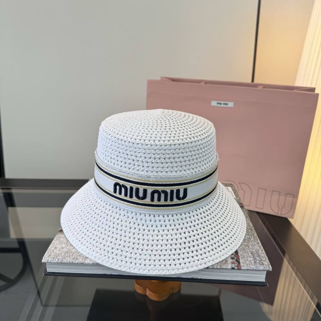Pmiumiu缪缪新款盆帽，夏日爆款草帽，头围57cm