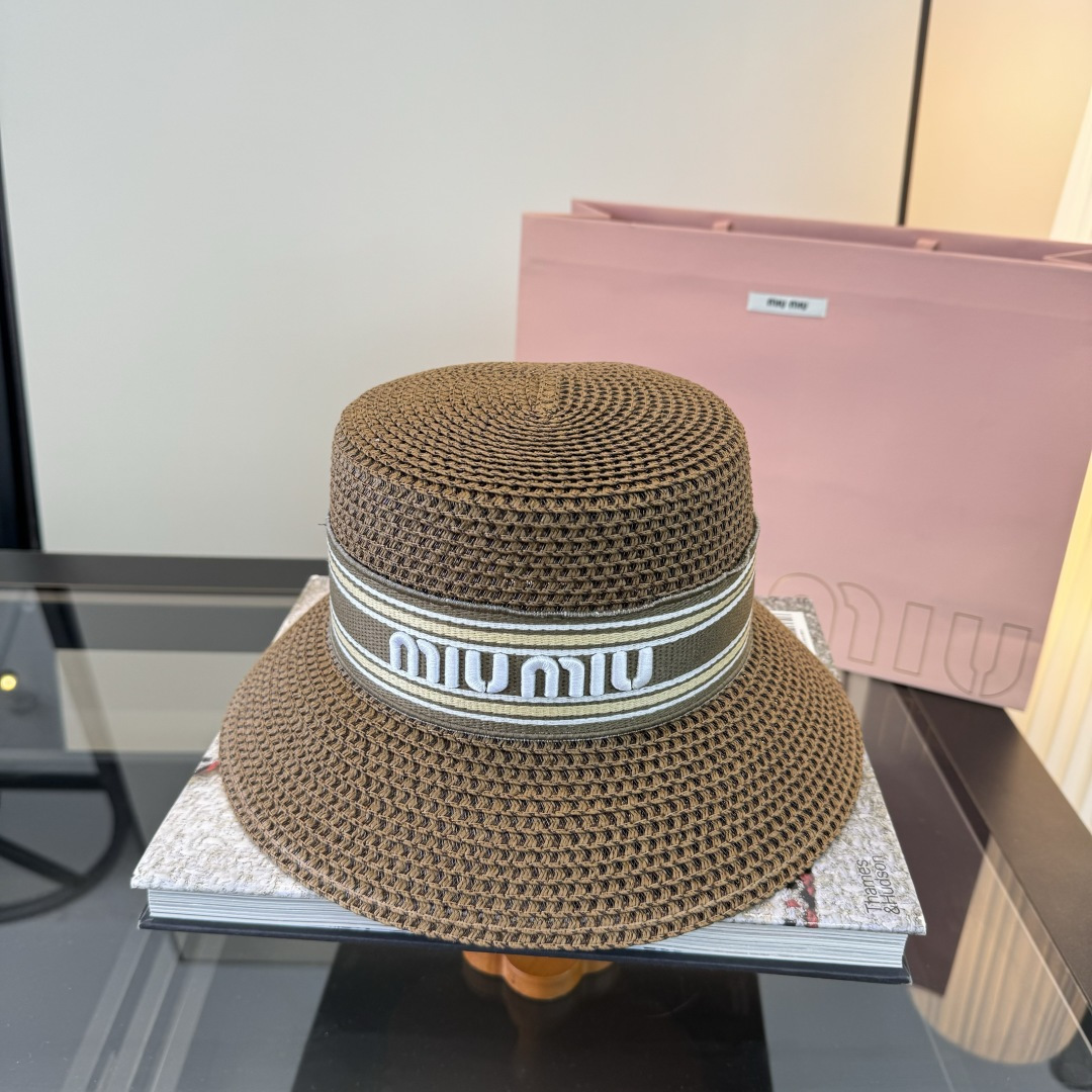 Pmiumiu缪缪新款盆帽，夏日爆款草帽，头围57cm