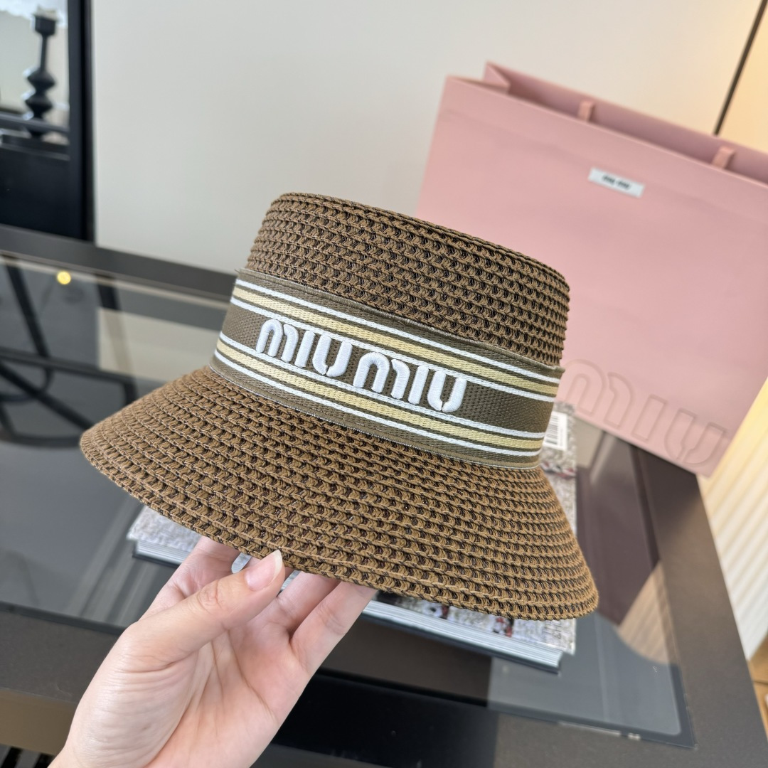 Pmiumiu缪缪新款盆帽，夏日爆款草帽，头围57cm