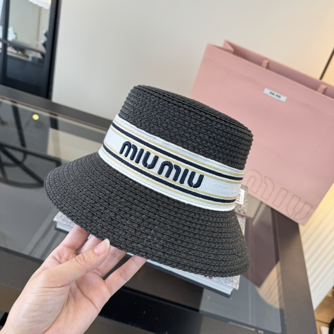 Pmiumiu缪缪新款盆帽，夏日爆款草帽，头围57cm