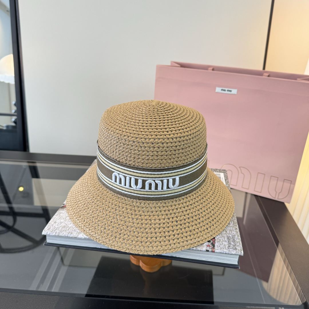 Pmiumiu缪缪新款盆帽，夏日爆款草帽，头围57cm