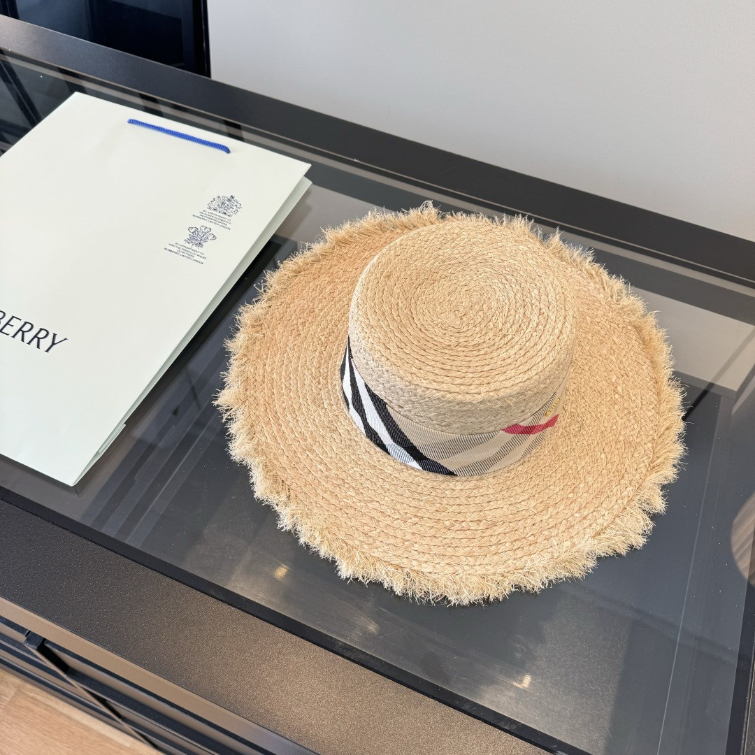 P巴宝莉大帽檐新款草帽，夏日必备