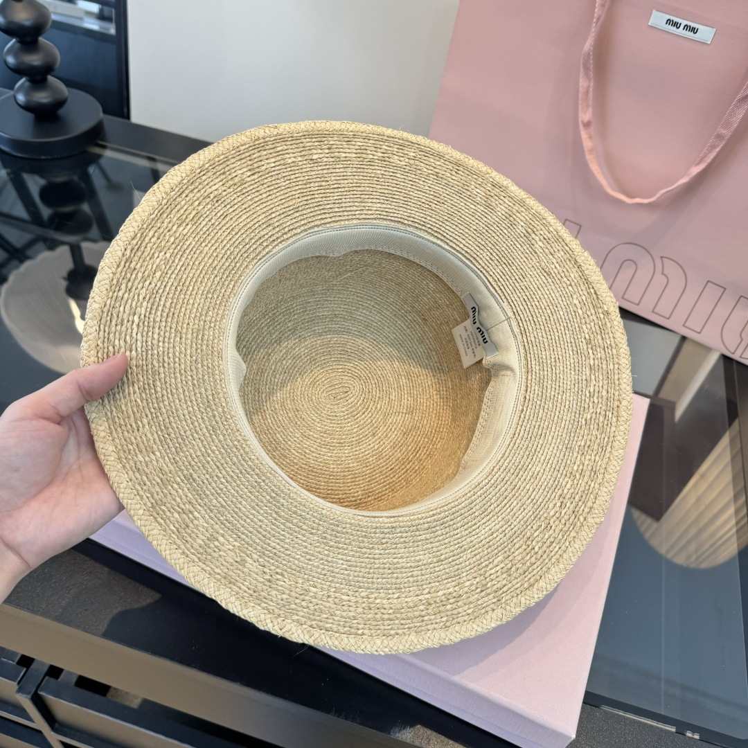 Pmiumiu缪缪拉菲草平顶草帽，头围57cm