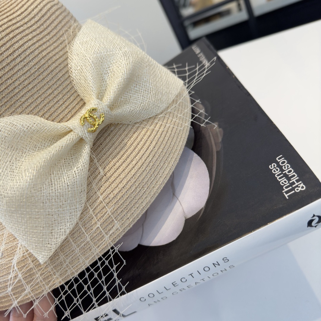 CHANEL Tulle Bow Pearl Straw Hat