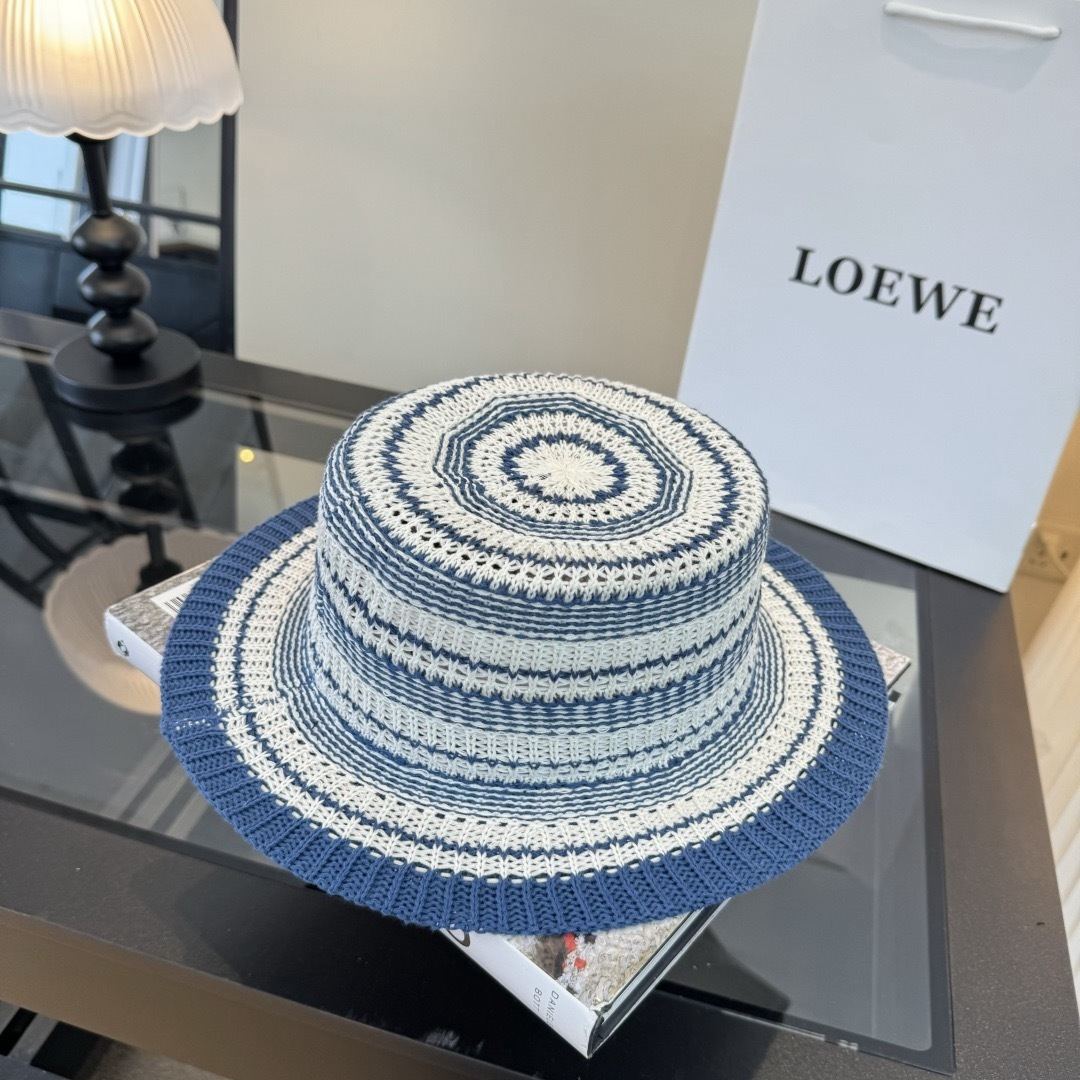 P LOEWE罗意威平顶针织礼帽
