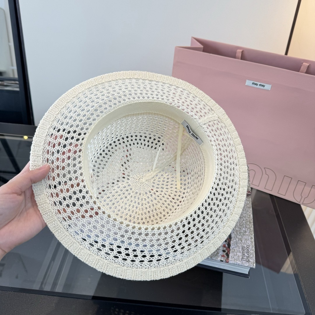 P miumiu缪缪新款针织礼帽，头围57cm