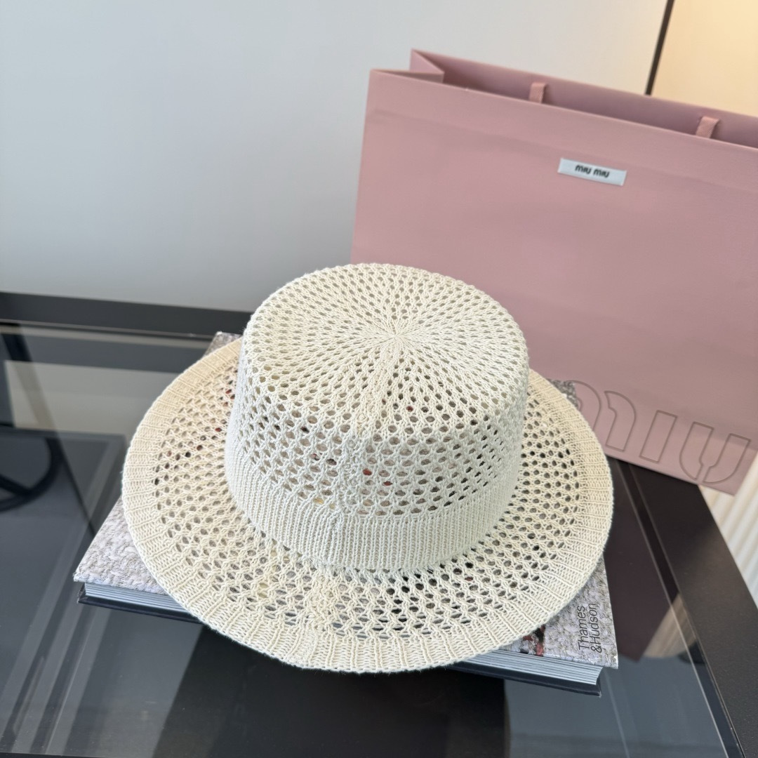 P miumiu缪缪新款针织礼帽，头围57cm