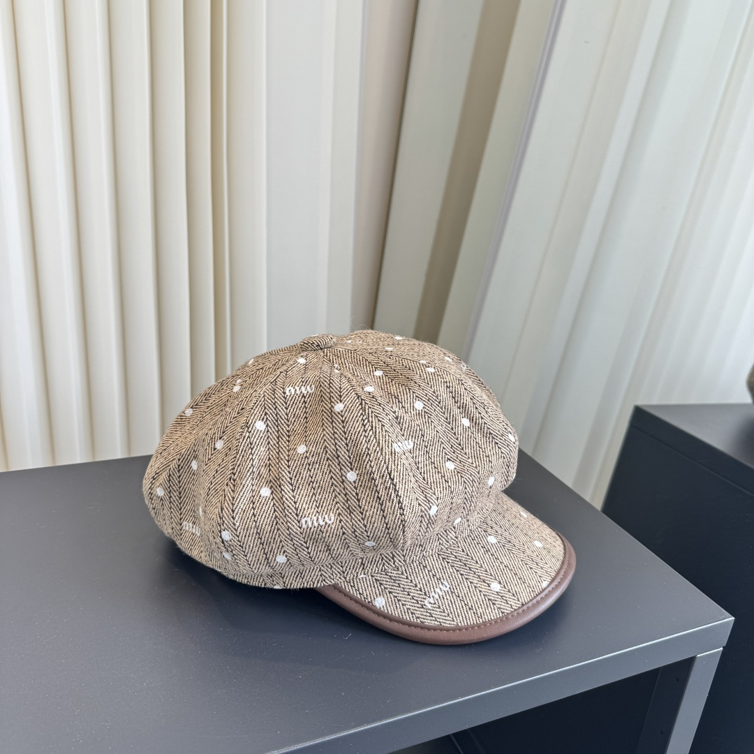 P miumiu缪缪新款军帽