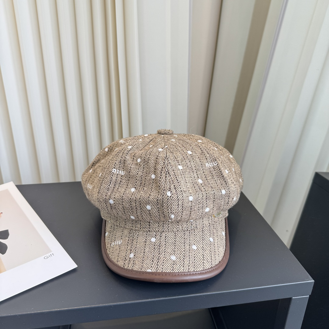 P miumiu缪缪新款军帽
