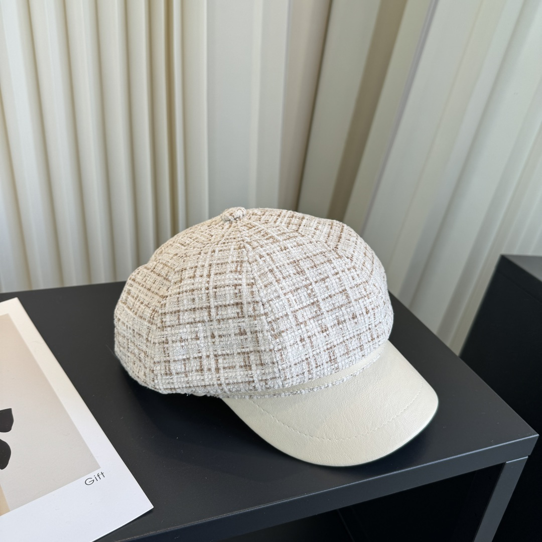 P miumiu缪缪新款军帽