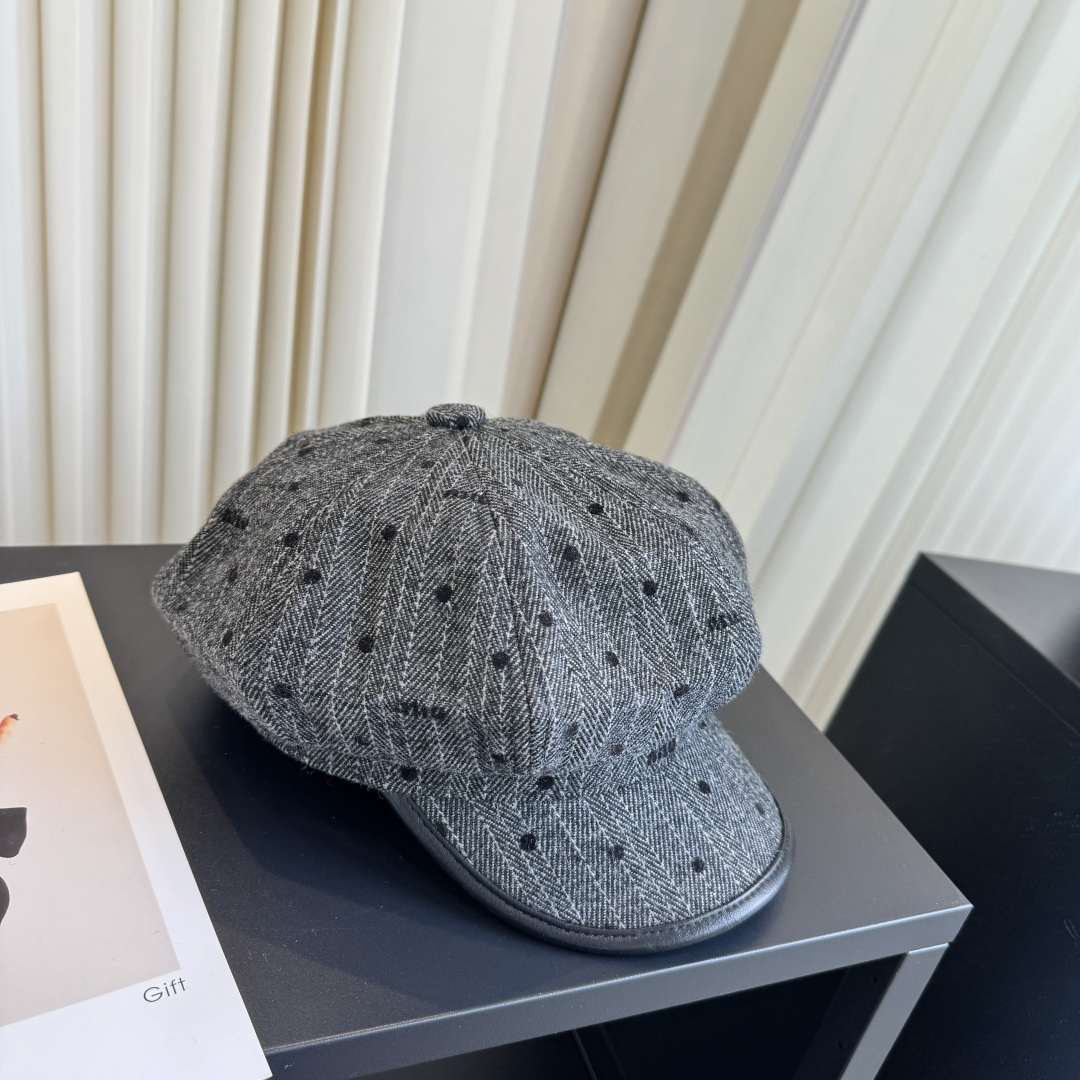 P miumiu缪缪新款军帽
