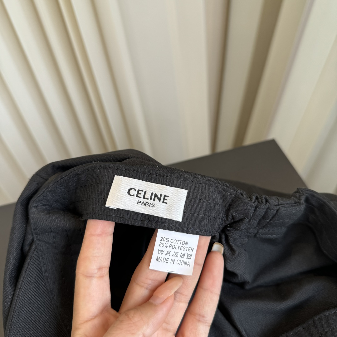 P Celine赛琳新款军帽