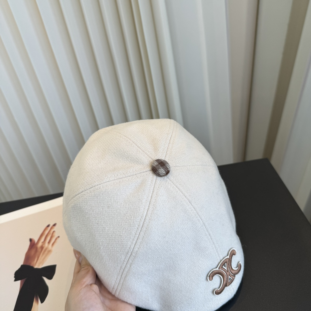 P Celine赛琳新款前进帽