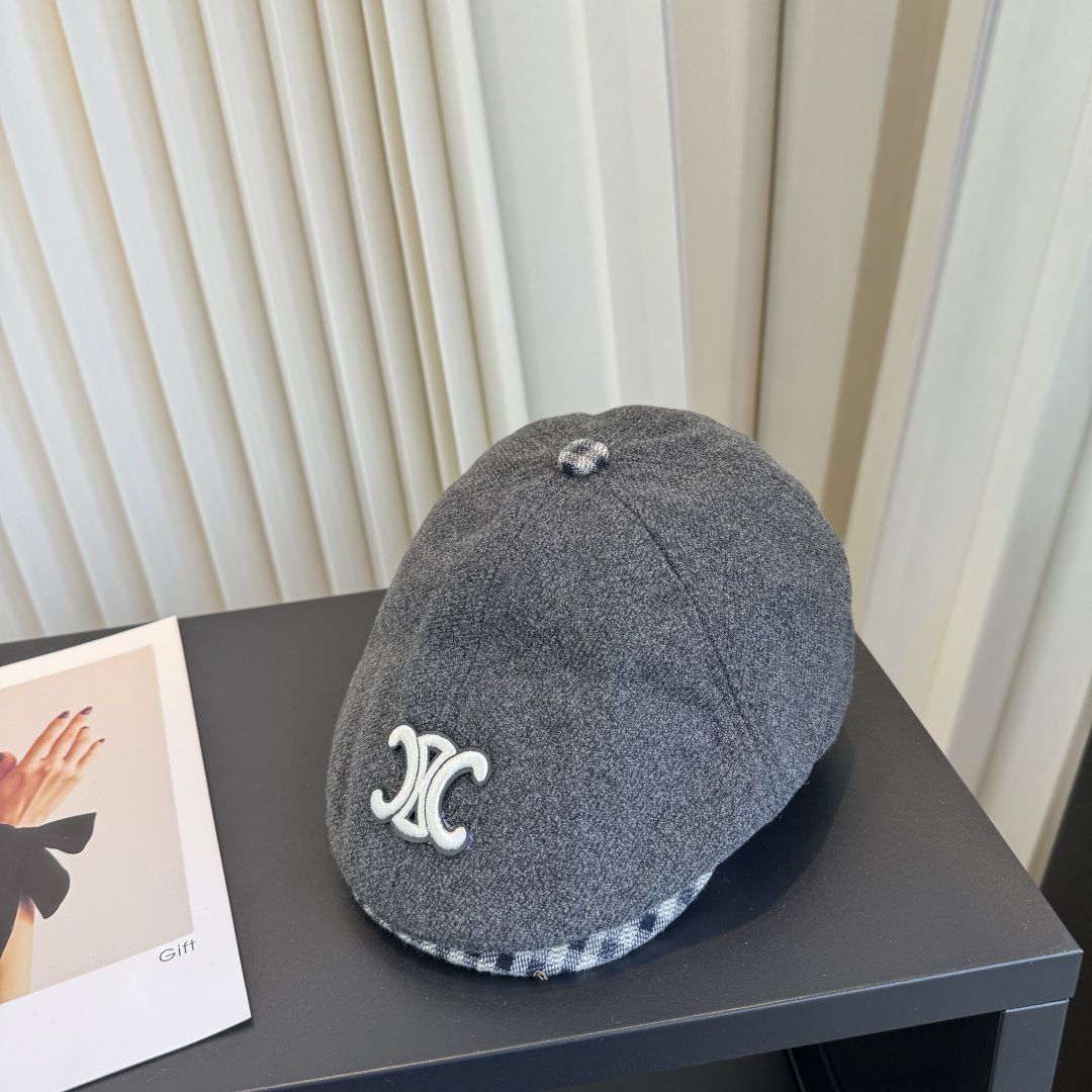 P Celine赛琳新款前进帽