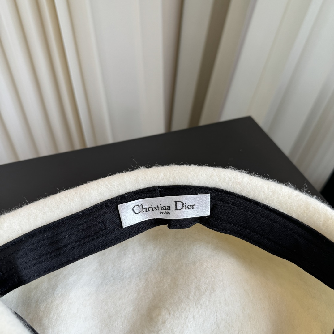 DIOR Crystal Letter Wool Beret