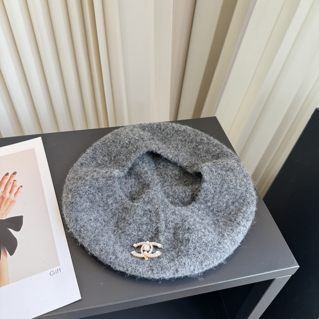CHANEL Grey Wool Pearl Crystal CC Beret