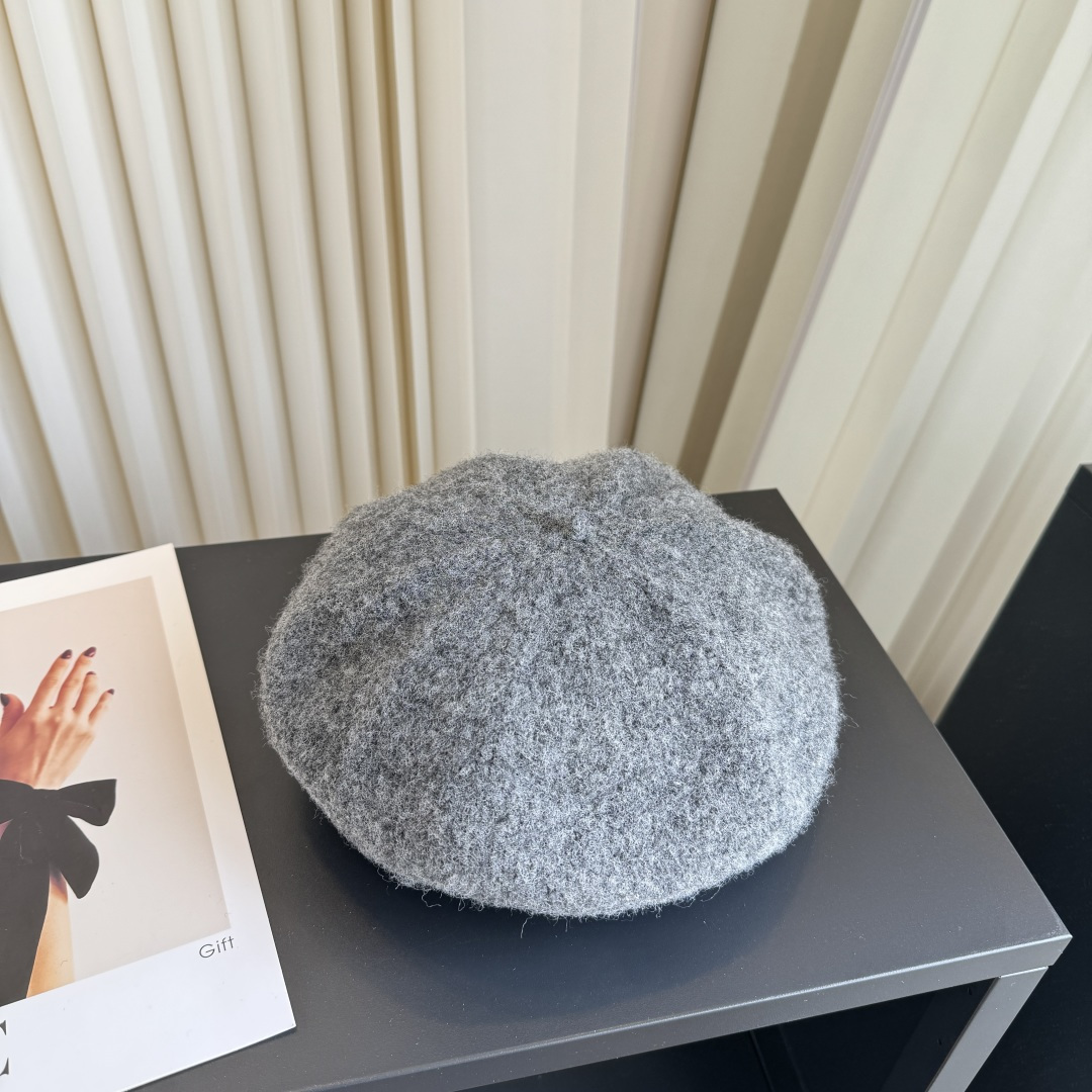 CHANEL Grey Wool Pearl Crystal CC Beret