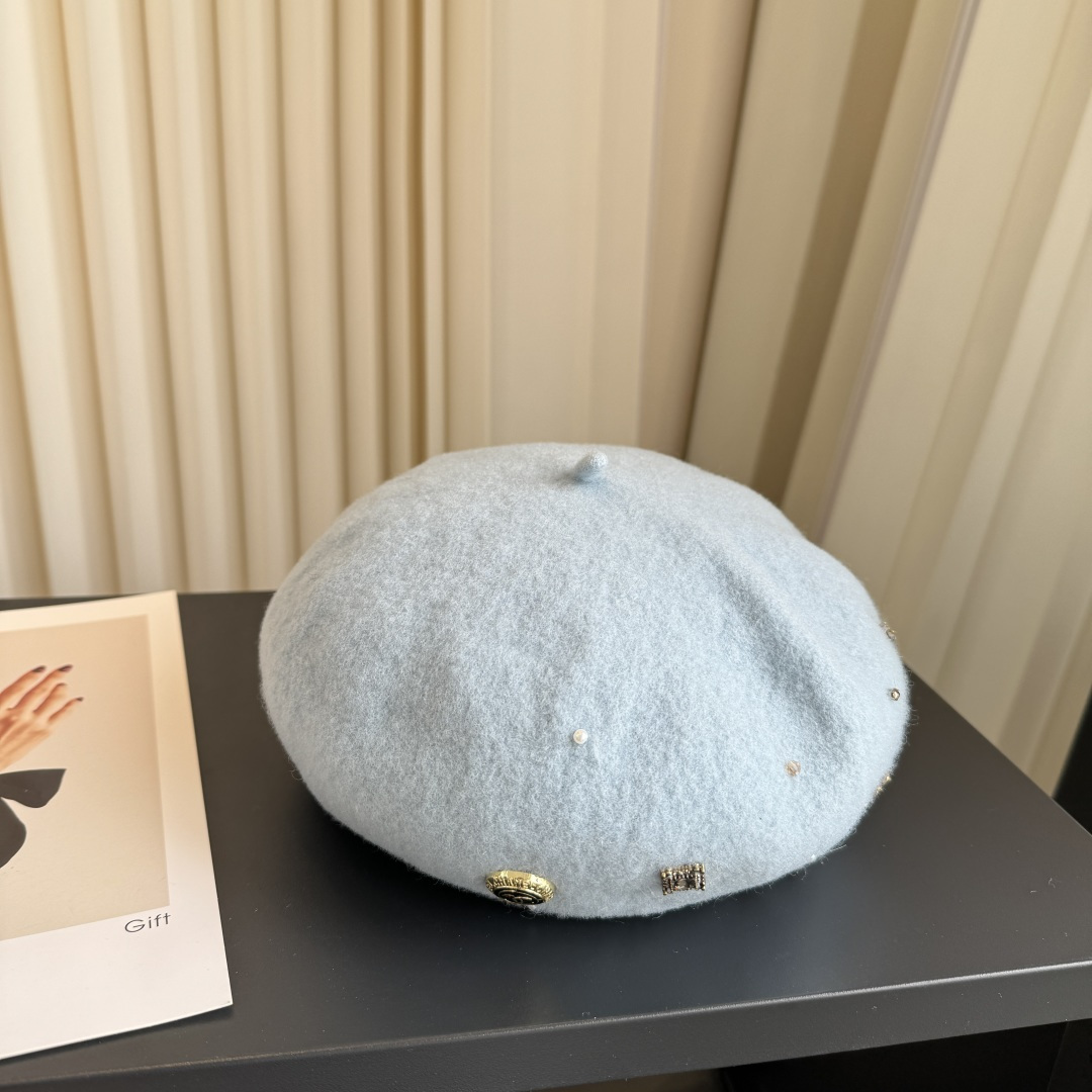 NO:947961,Chanel Chanel new beret hat straw hat fisherman hat baseball cap, hat, chanel, chanel, espadrilles, hats19860909Chanel香奈儿新款贝雷帽帽子草帽渔夫帽棒球帽,帽子,chanel,chanel,espadrilles,hats,hat