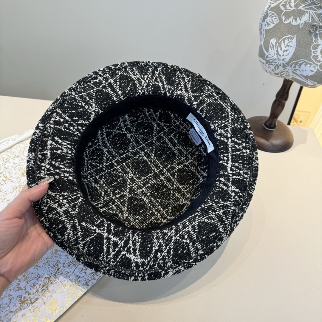 P Dior迪奥新款羊毛礼帽，平顶礼帽，百分百羊毛面料🦙%，头围57cm