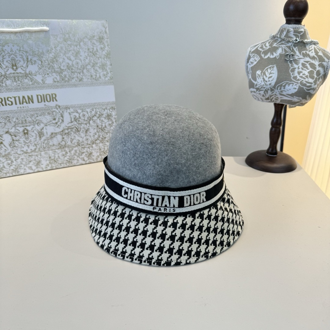 NO:948935,Dior Dior's new cashmere basin hat, head circumference 57cm hat, straw hat, fisherman hat, baseball cap, hat, dior, dior, espadrilles, hats19860909Dior迪奥新款羊绒盆帽,头围57cm帽子草帽渔夫帽棒球帽,帽子,dior,dior,espadrilles,hats,hat