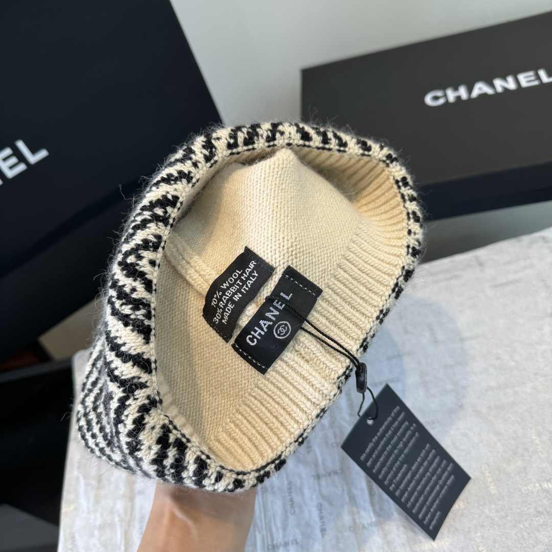 Chanel香奈儿围巾帽子套装三件套，专柜款