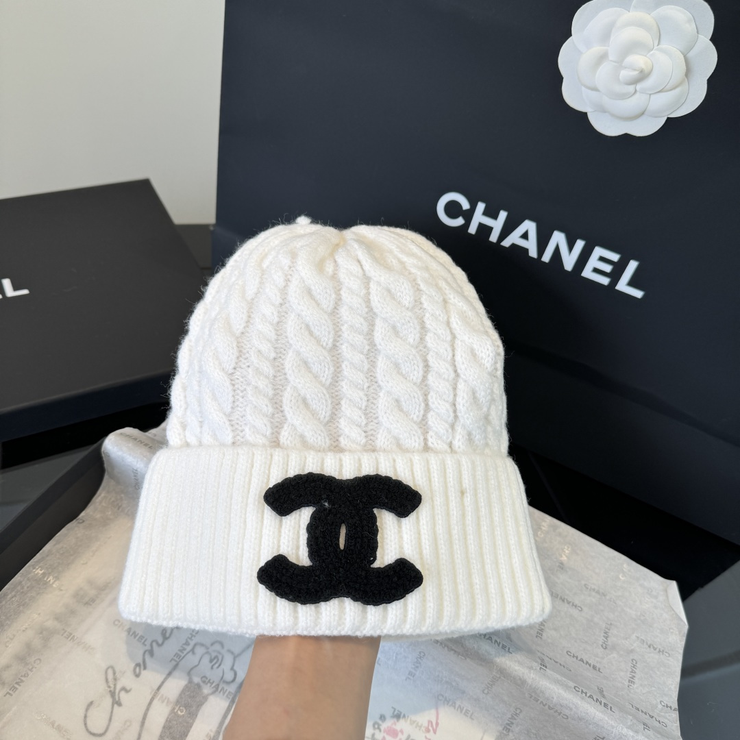 P Chanel香奈儿围巾帽子套装