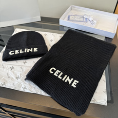 P Celine赛琳新款套装秋冬款 高品质定制!这款必定是极简主义的最爱 干净,利索,时尚百搭,绝对不挑脸型! 属于时 P Celine赛琳新款套装秋冬款 高品质定制!这款必定是极简主义的最爱 干净,利索,时尚百搭,绝对不挑脸型! 属于时