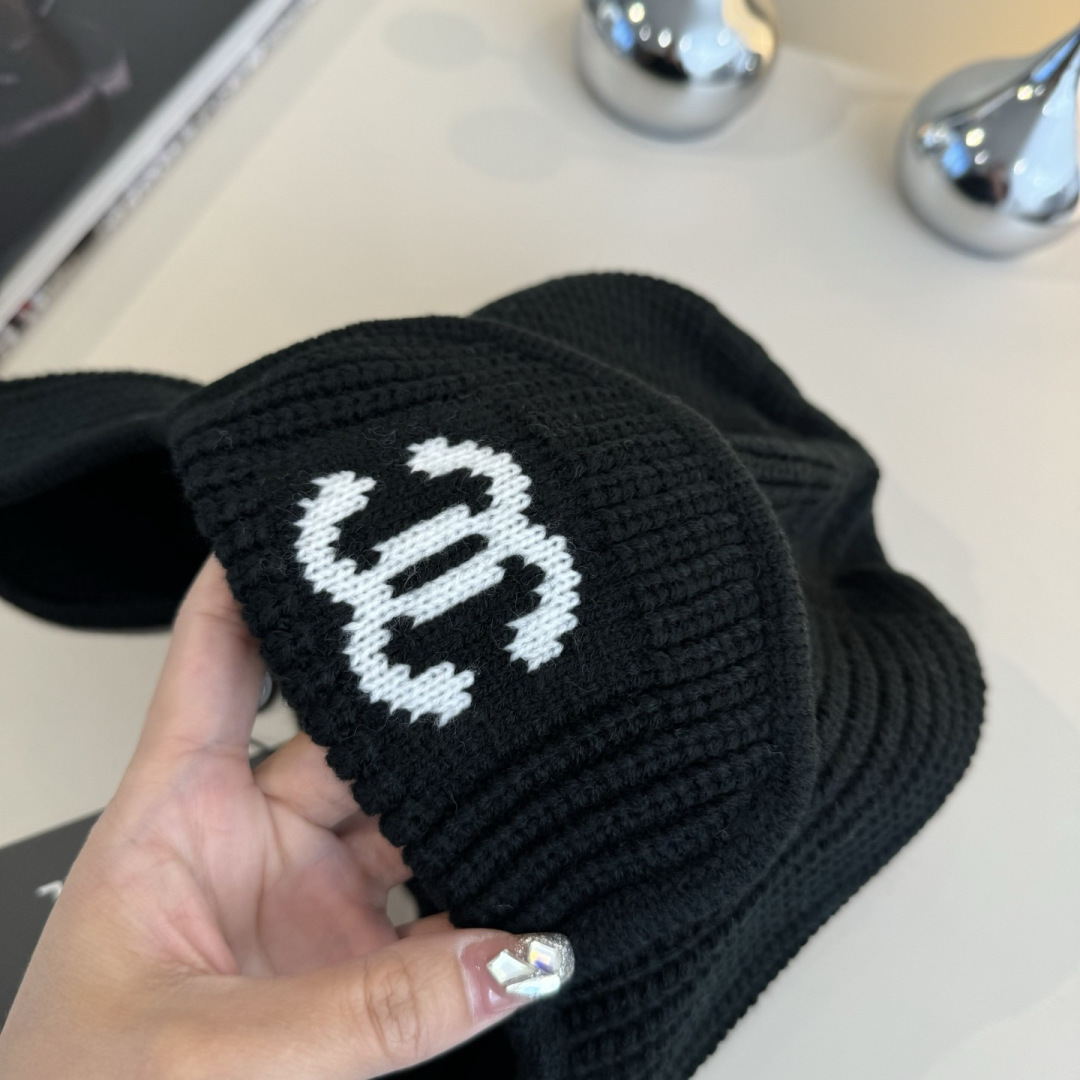 Chanel香奈儿针织毛线帽、护耳帽