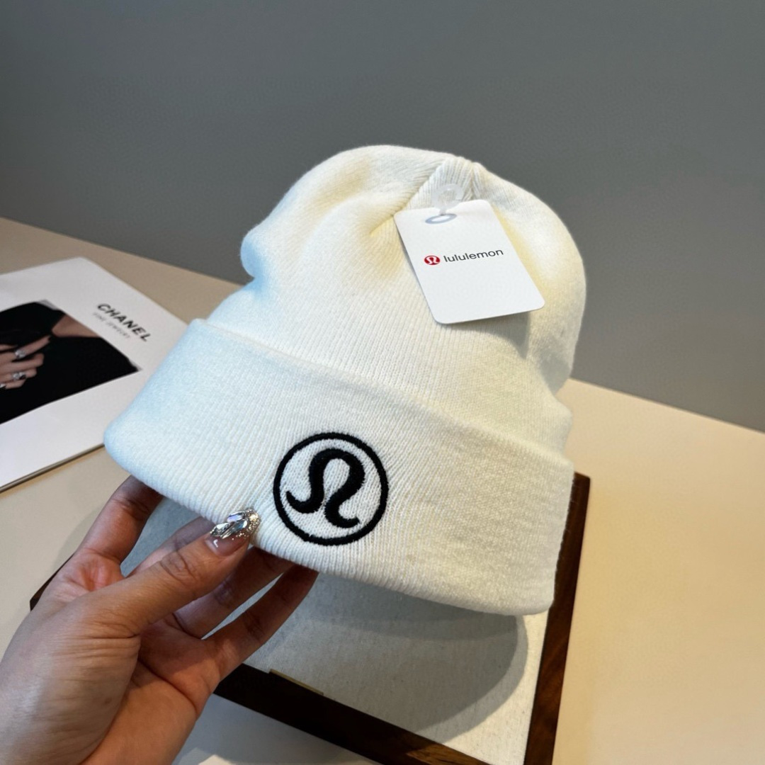 lulu新款毛线帽