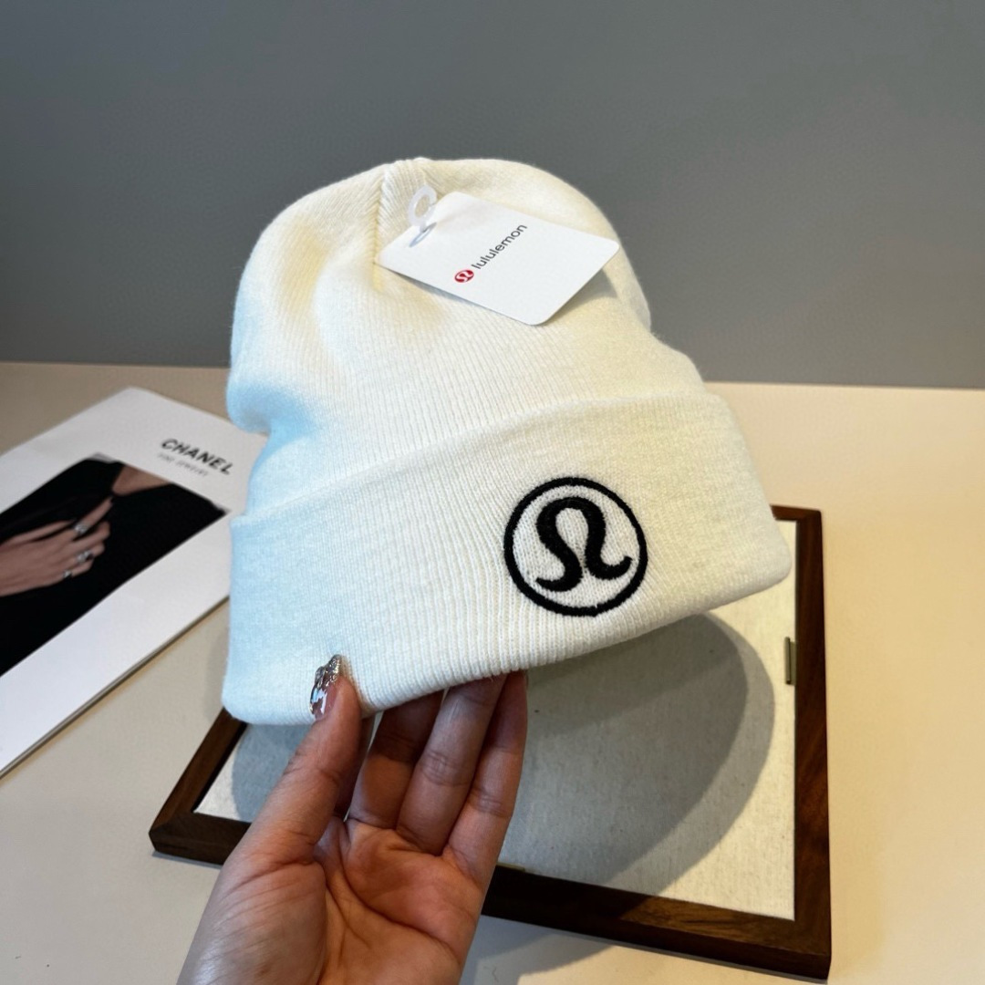 lulu新款毛线帽