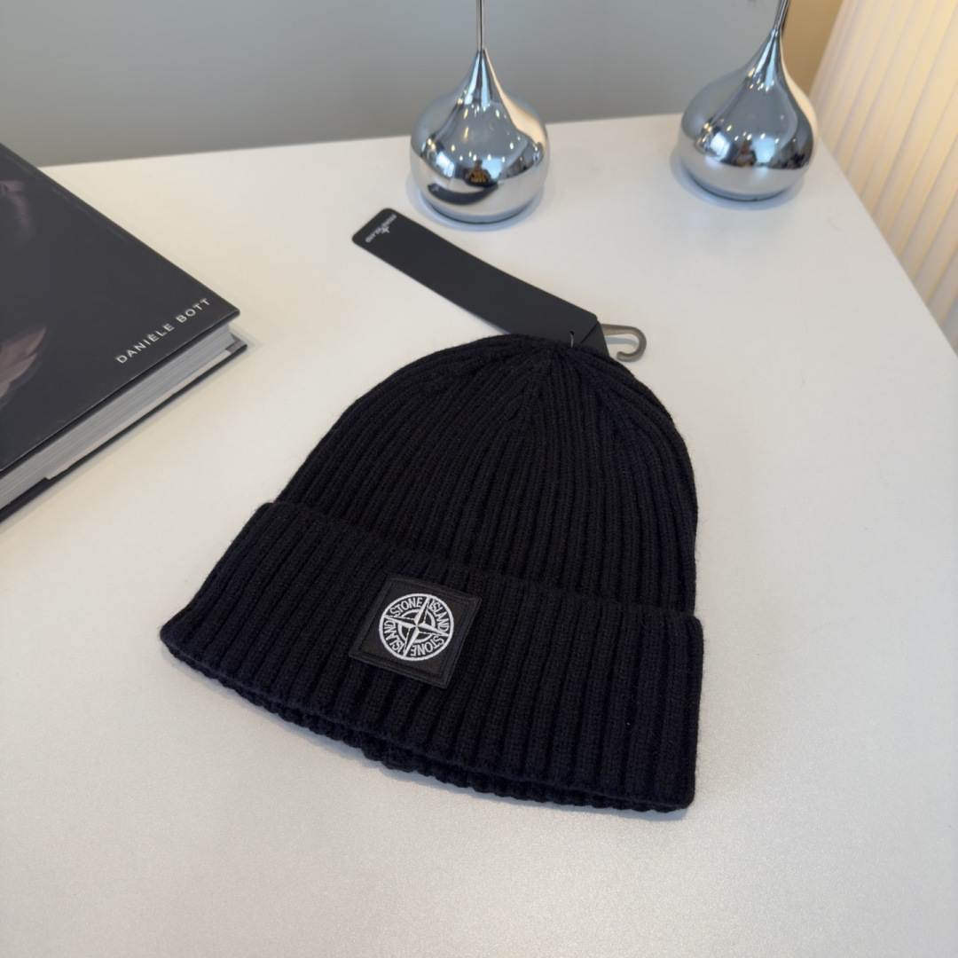STONE ISLAND石头岛新款毛线帽，经典百搭款