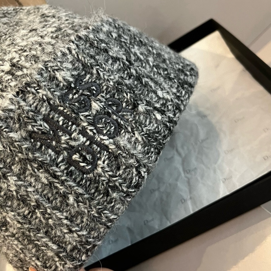 Dior Miss迪奥针织毛线帽，羊毛帽