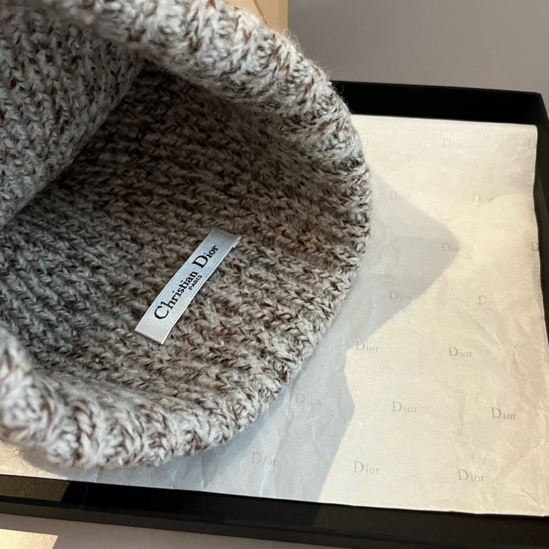 Dior Miss迪奥针织毛线帽，羊毛帽