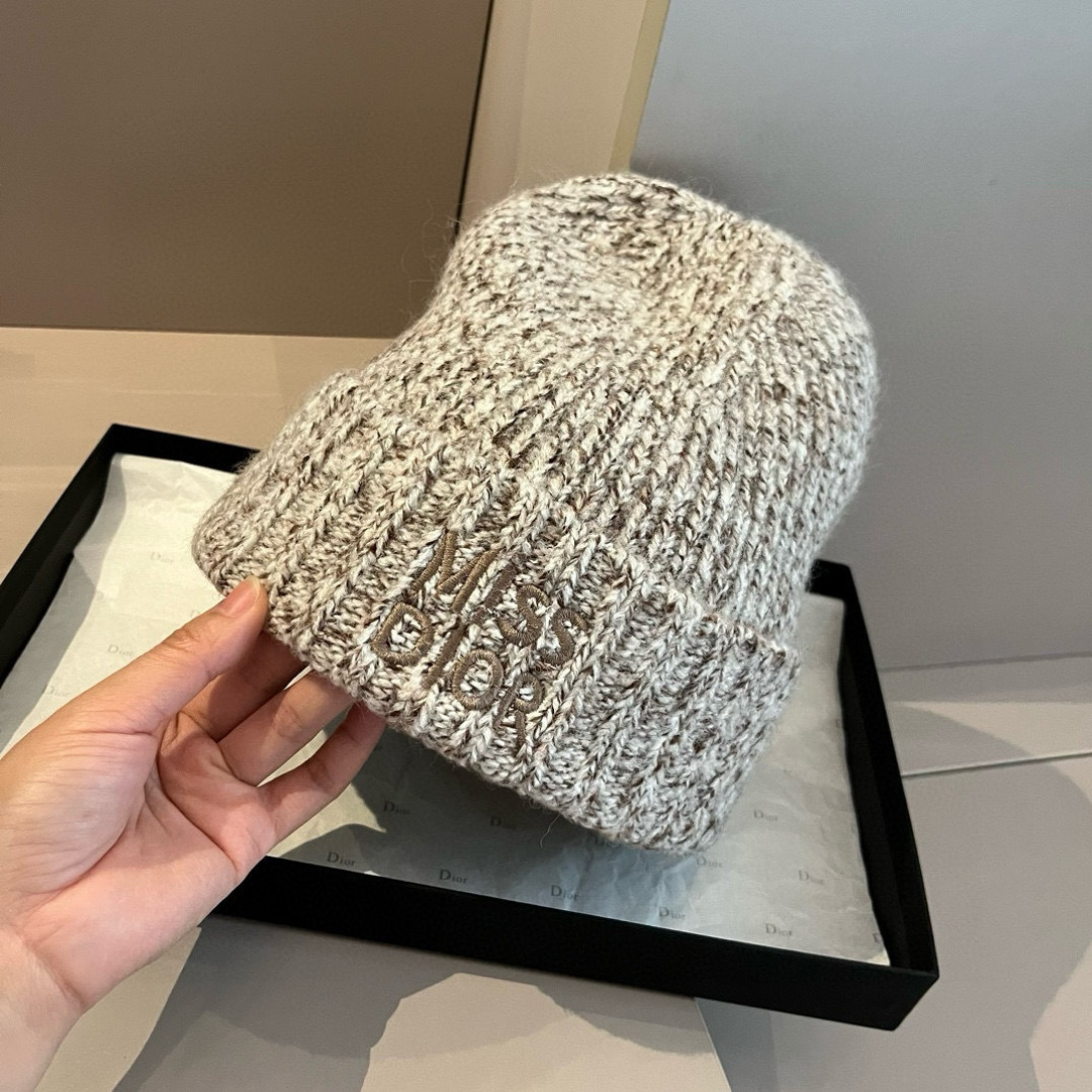 Dior Miss迪奥针织毛线帽，羊毛帽
