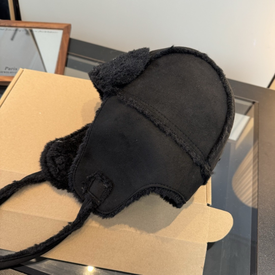 Ugg新款护耳帽，内里加绒，轻盈舒适，秋冬必备单品