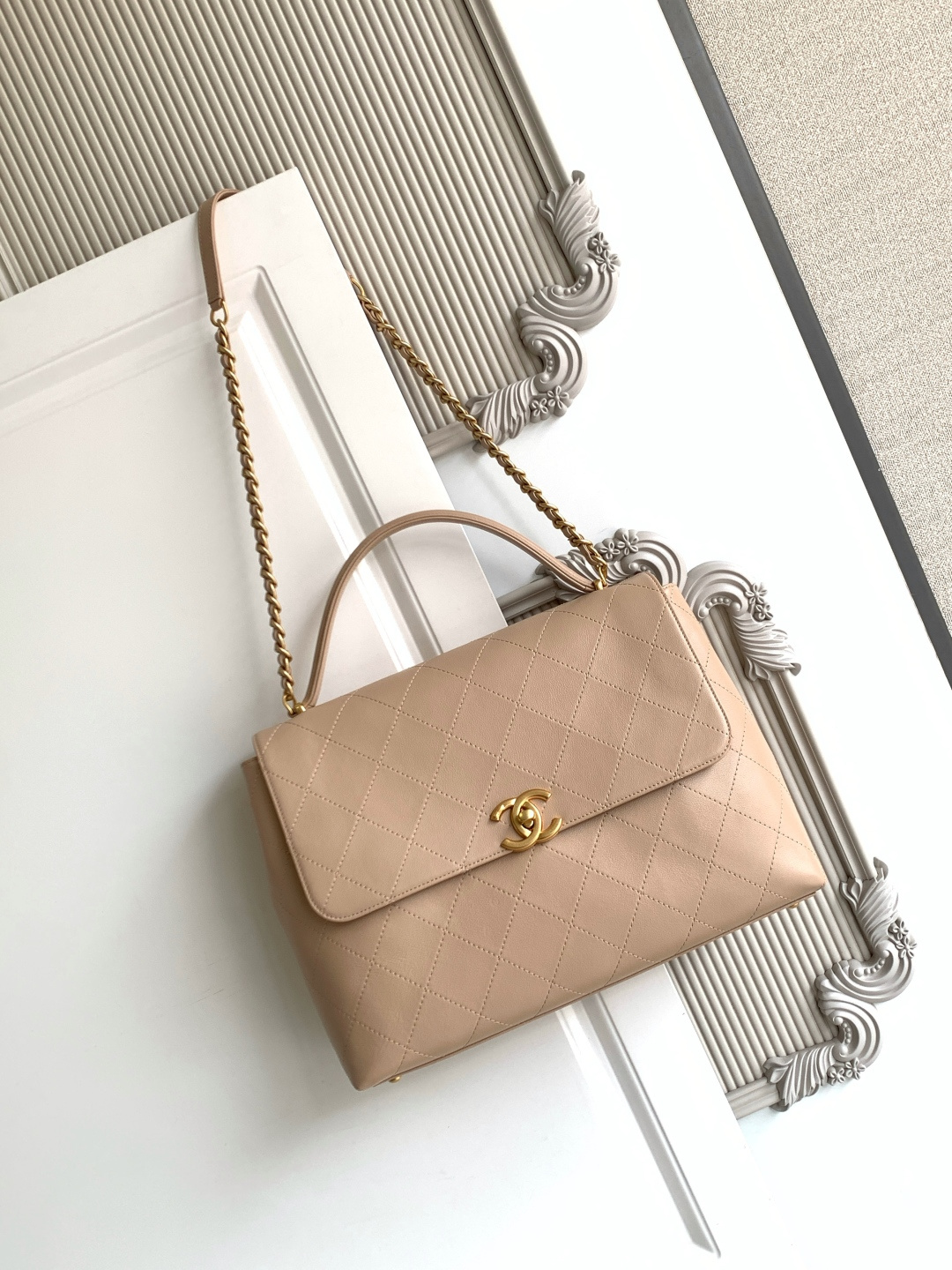 Chanel 25S白金公文口盖包太帅了吧 口盖包太有气场啦有点像公文包哈哈哈、可手提着满满的