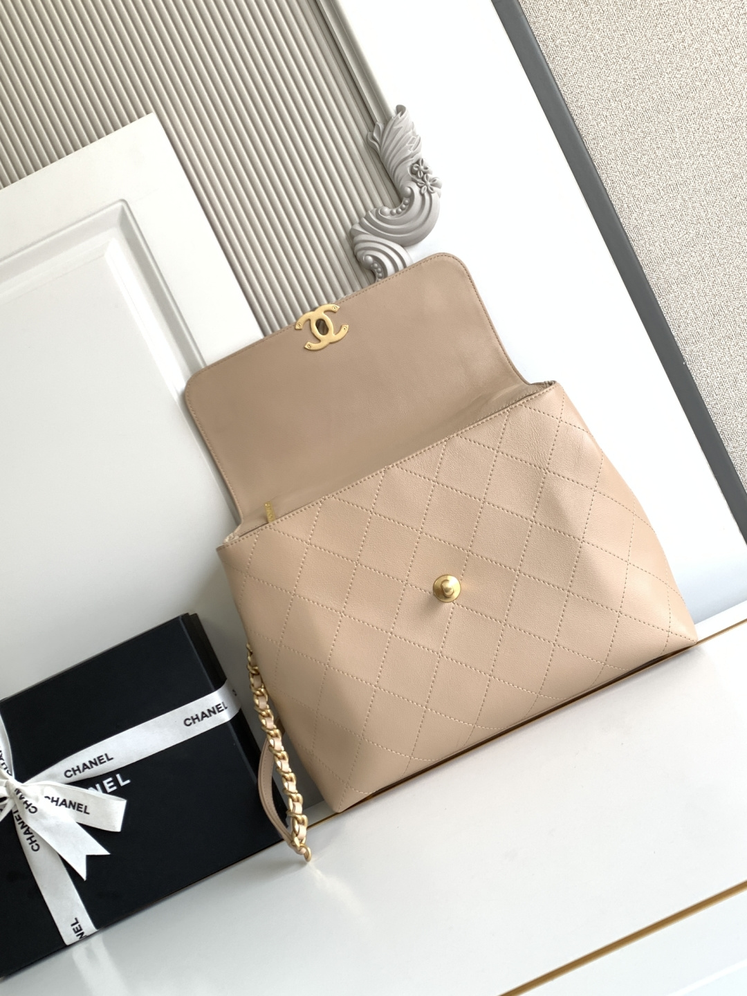 Chanel 25S白金公文口盖包太帅了吧 口盖包太有气场啦有点像公文包哈哈哈、可手提着满满的
