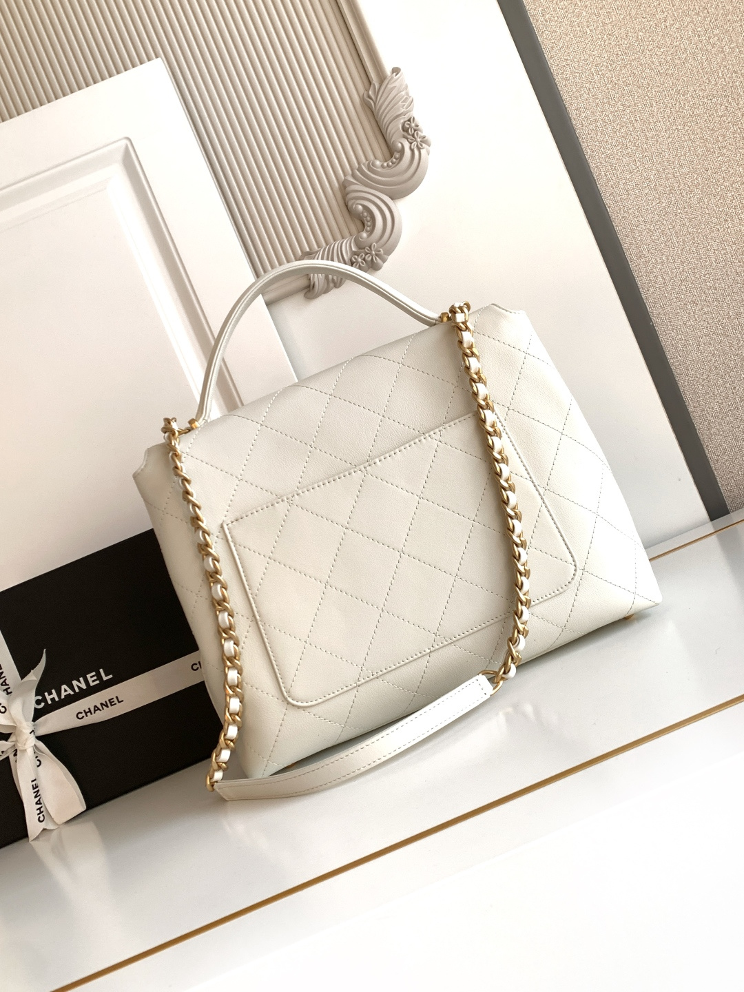 Chanel 25S白金公文口盖包太帅了吧 口盖包太有气场啦有点像公文包哈哈哈、可手提着满满的