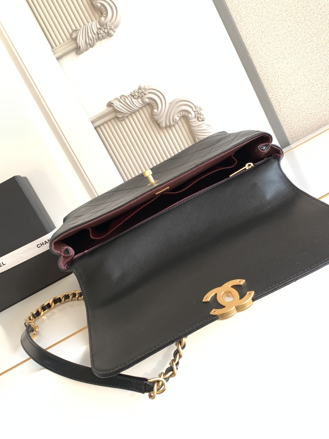 Chanel 25S白金公文口盖包太帅了吧 口盖包太有气场啦有点像公文包哈哈哈、可手提着满满的