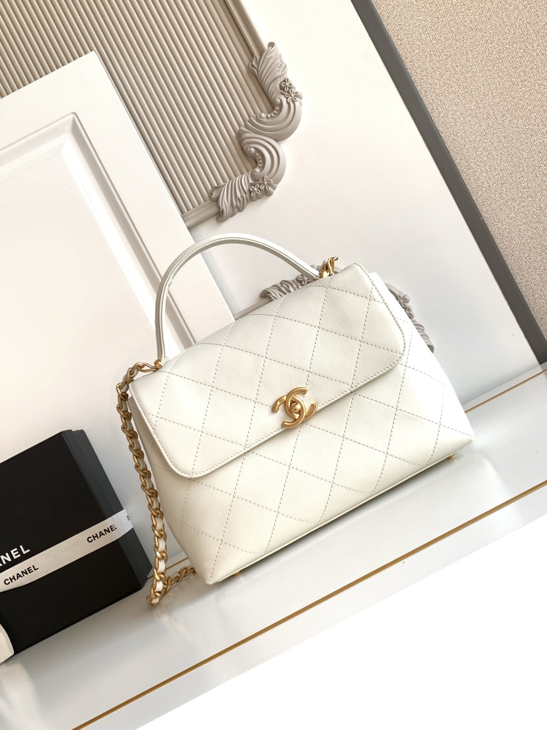 Chanel 25S白金公文口盖包太帅了吧 口盖包太有气场啦有点像公文包哈哈哈、可手提着满满的