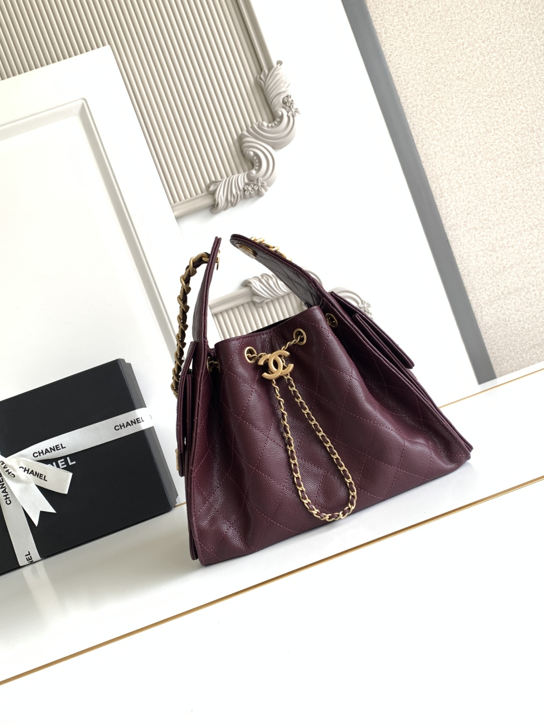 Chanel 25款又一个以年份命名的款 25c球纹皮嘻哈包