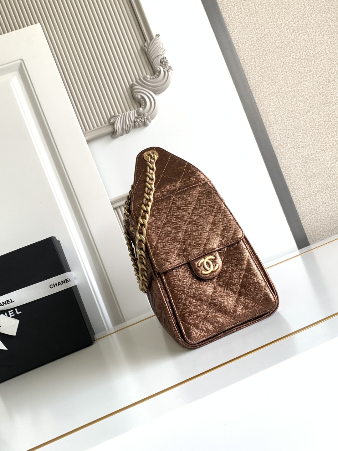 Chanel Style Black Leather Hobo Bag style reference detail image 4 from source 785867